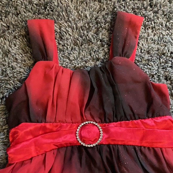 Holiday Editions Red and Black Glitter Dress 10/12 - Picture 3 of 9